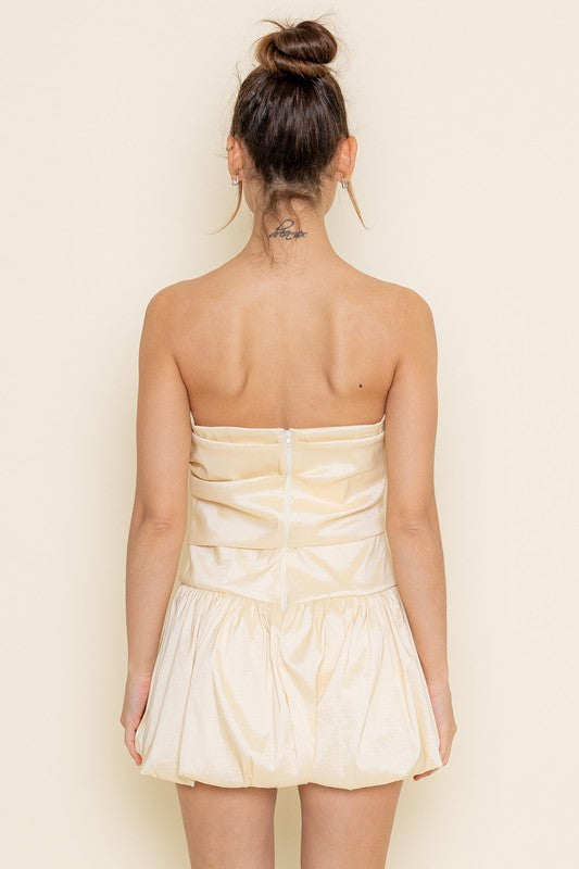Vestido Pleat and Bubble Detail Cream
